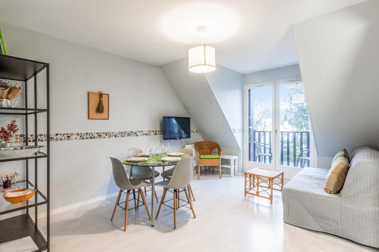 Appartement Cassulo - Welkeys Кабур Екстериор снимка